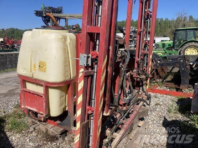  atasa 1000 L Pulverizadores arrastrados