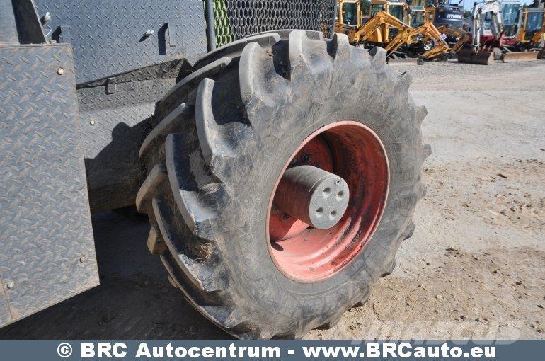 CLAAS Axion 870 Tractores