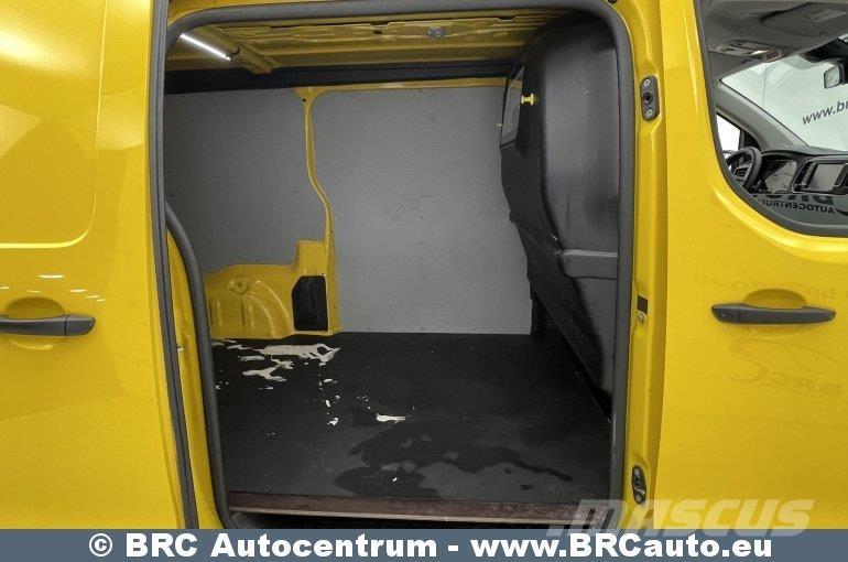 Opel Vivaro Furgonetas de caja cerrada