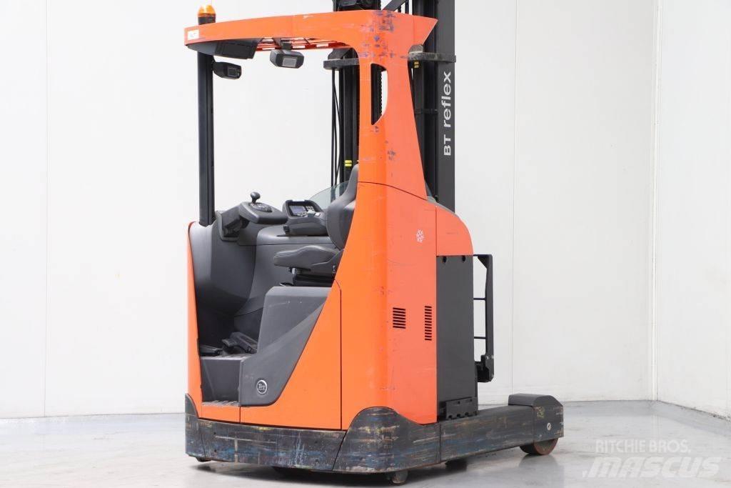 BT RRE160C Carretillas retráctiles