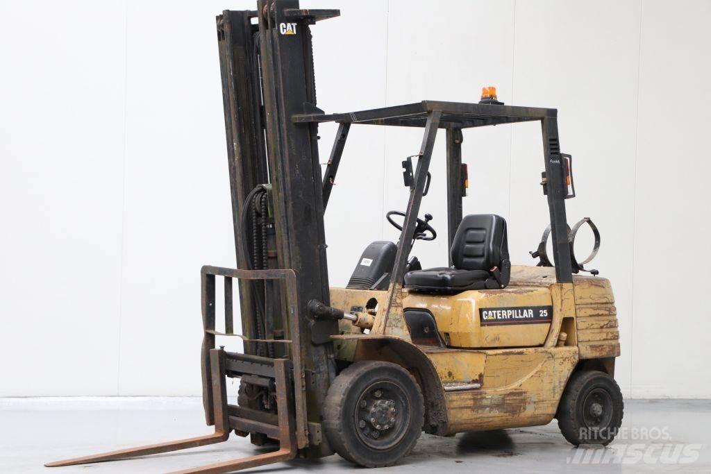 CAT GP25 Carretillas LPG