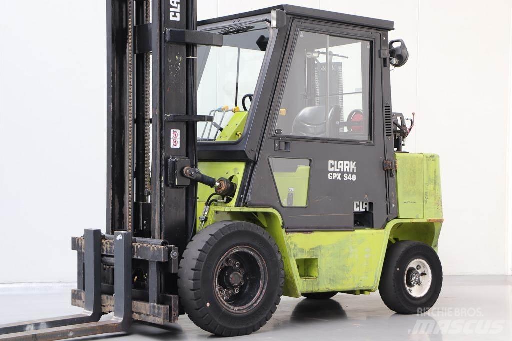 Clark GPX 40 Carretillas LPG