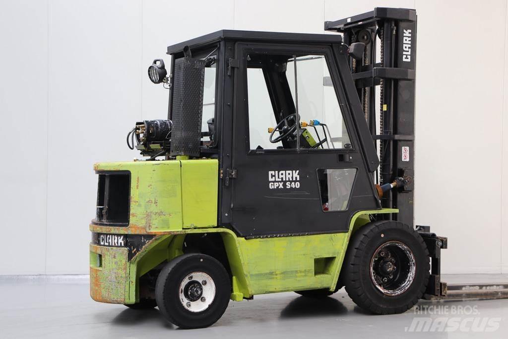 Clark GPX 40 Carretillas LPG