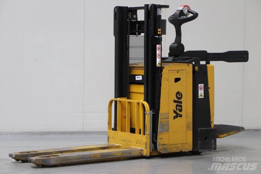 Hyster MP20XD Apiladores eléctricos