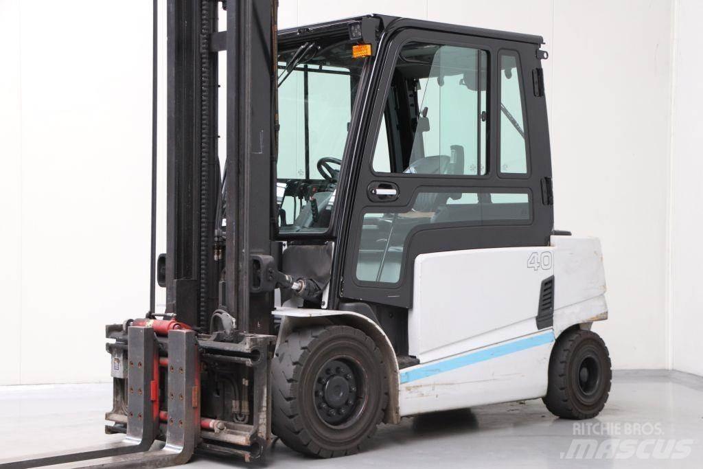 Hyundai 40B-9 Carretillas de horquilla eléctrica