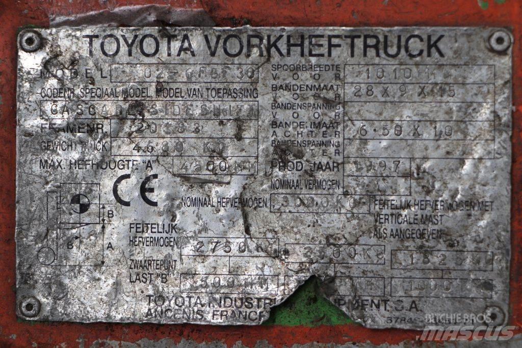 Toyota 02-6FGF30 Carretillas LPG