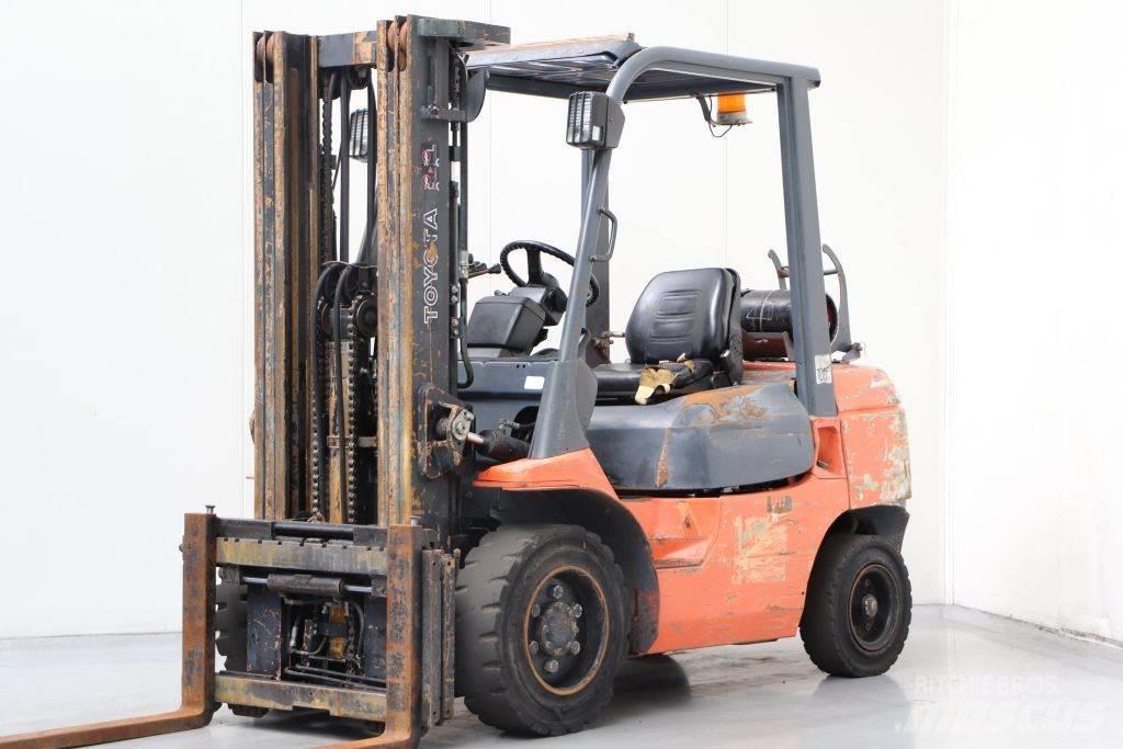 Toyota 02-7FGF30 Carretillas LPG