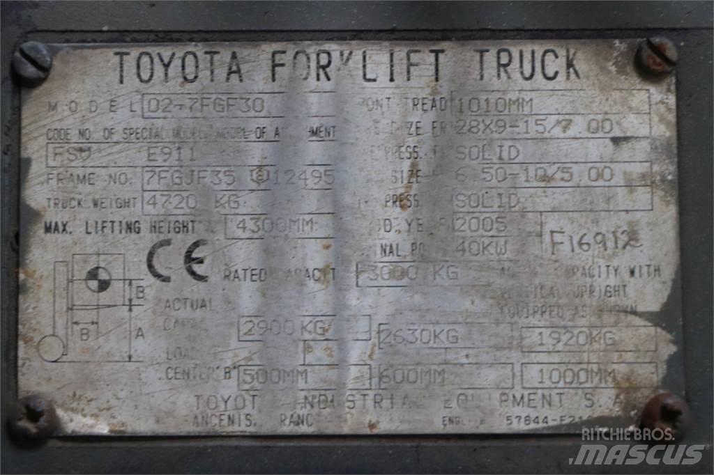 Toyota 02-7FGF30 Carretillas LPG