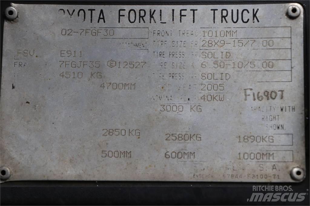 Toyota 02-7FGF30 Carretillas LPG