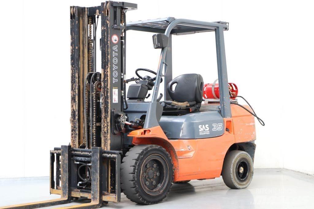 Toyota 02-7FGJF35 Carretillas LPG