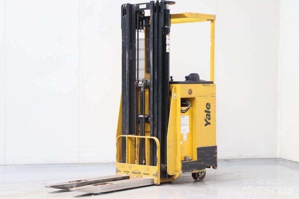 Yale MS15S Apiladores eléctricos autopropulsados