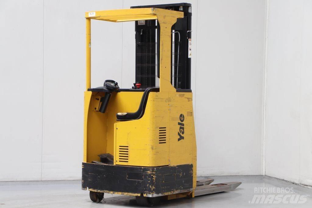 Yale MS15S Apiladores eléctricos autopropulsados