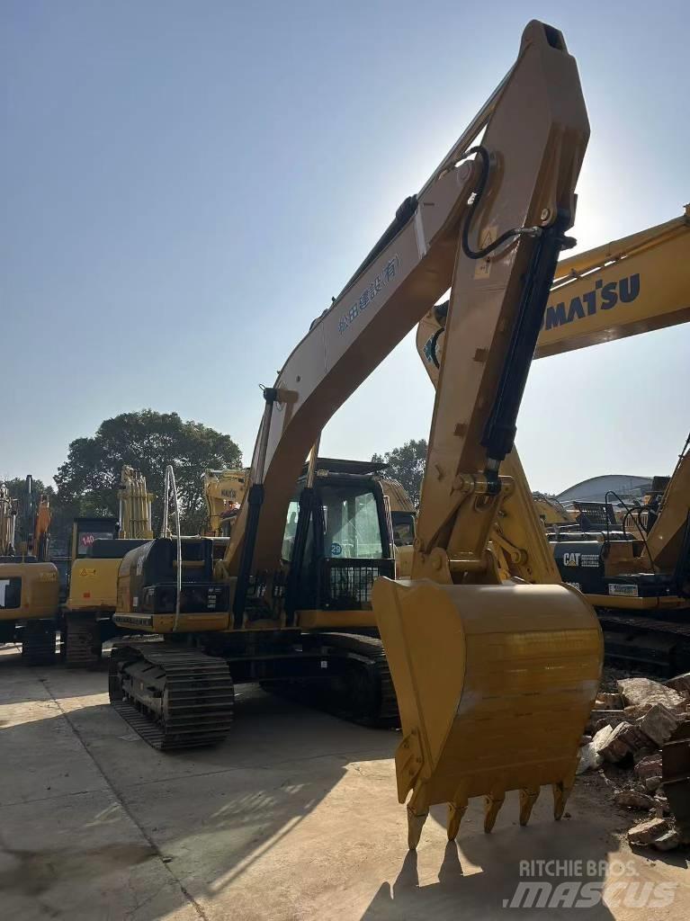 CAT 320 D2 Excavadoras de cadenas