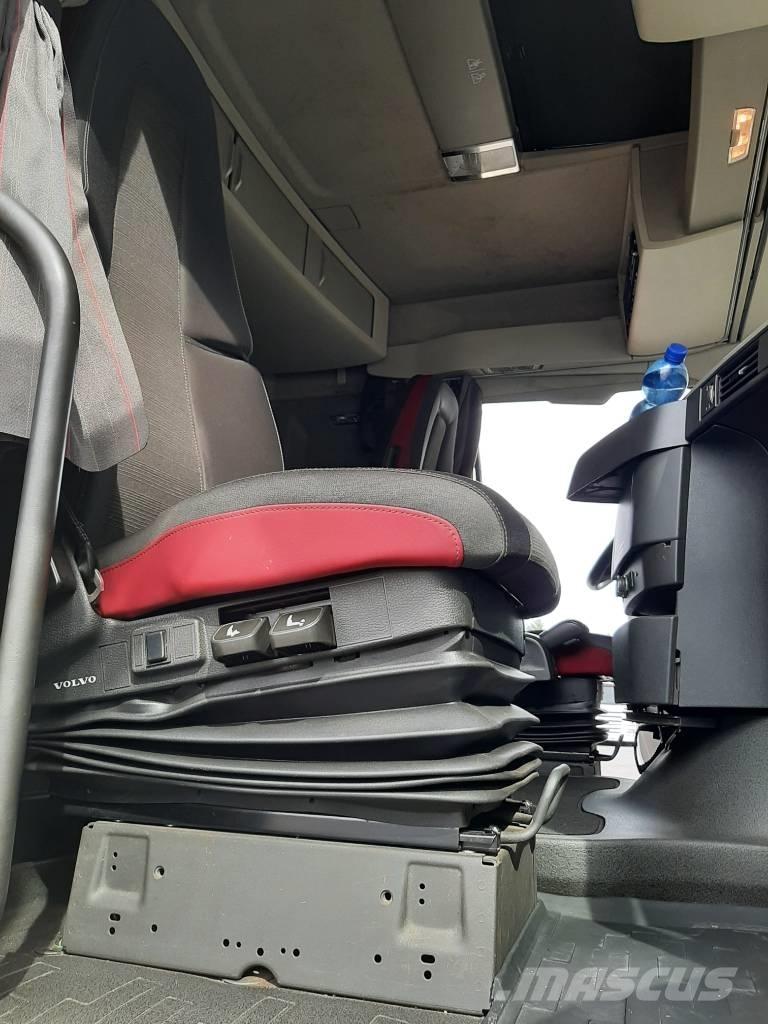 Volvo FH 13 Camiones volquete para virutas de madera