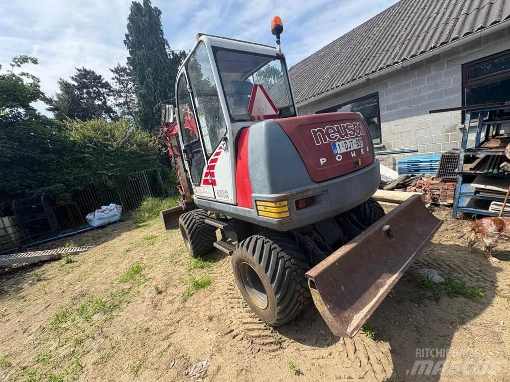 Neuson 6502WD Excavadoras de ruedas