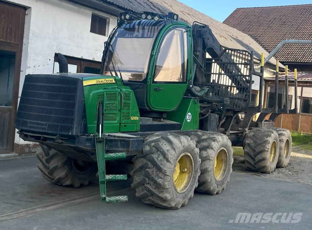 John Deere 1210E Autocargadoras