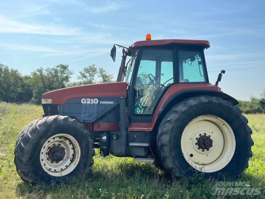 New Holland G 210 Tractores