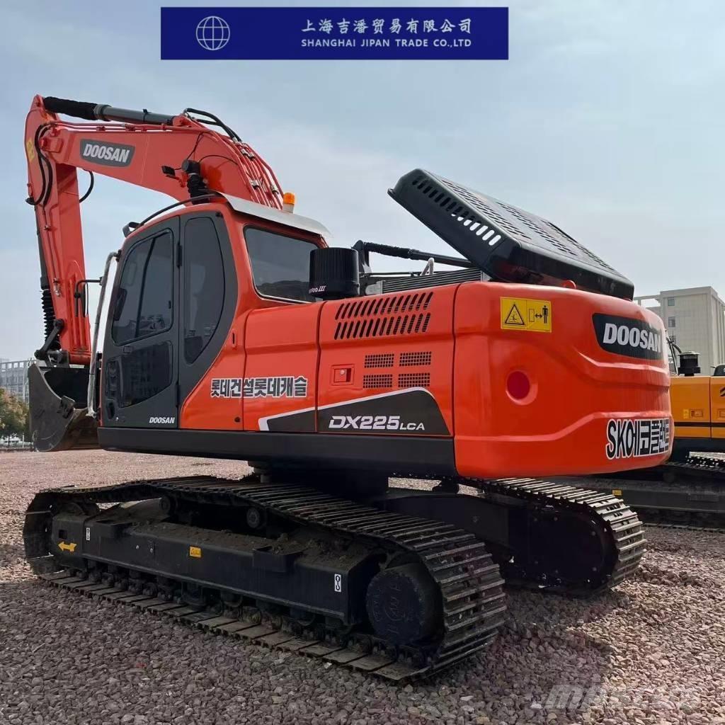 Doosan DX 225 Excavadoras de cadenas
