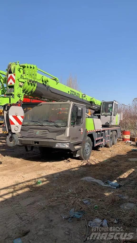 Zoomlion ZAT 300 Grúas todo terreno