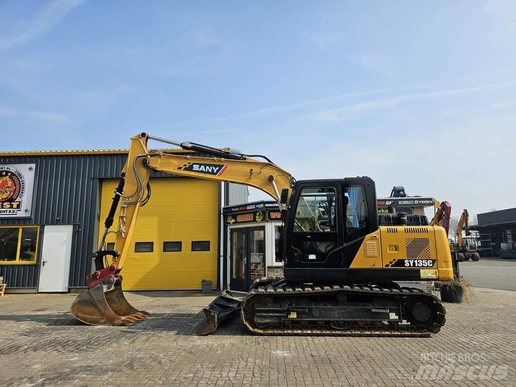 Sany SY135C Excavadoras de cadenas