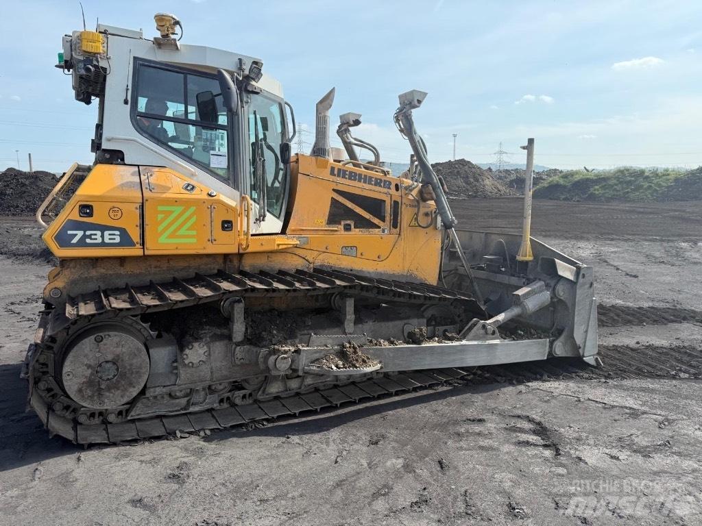 Liebherr 736 Buldozer sobre oruga
