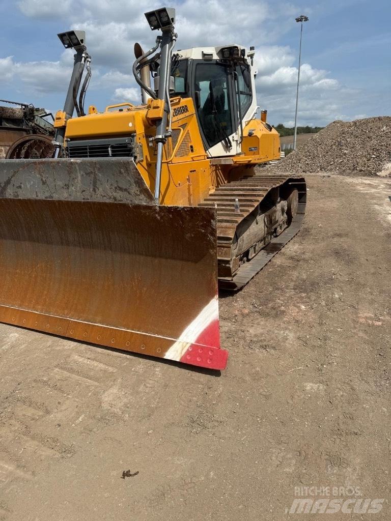 Liebherr 736 LGP Buldozer sobre oruga