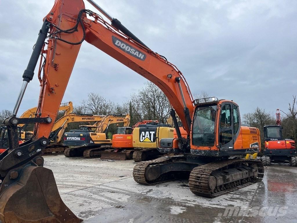 Doosan DX 225 LC-3 Excavadoras de cadenas