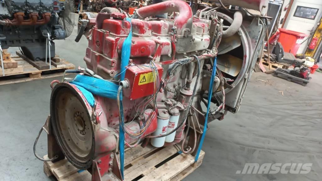 Volvo TD121G Motores