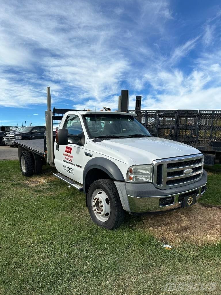 Ford F 550 XLT Camiones plataforma