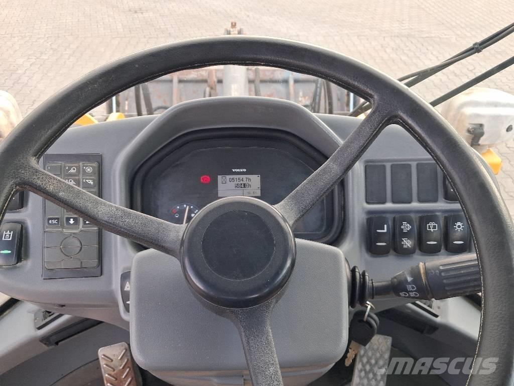 Volvo L 30 G Cargadoras sobre ruedas