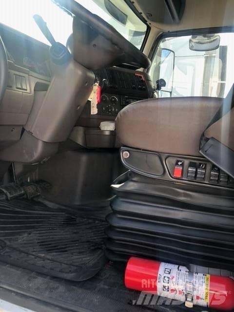 Volvo VNL Cabezas tractoras