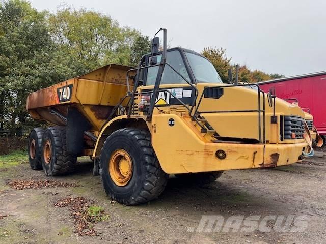 CAT 740 Dúmpers articulados