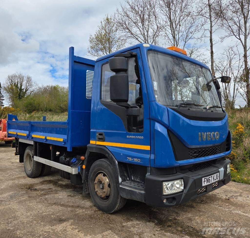 Iveco 75E 16 Camiones bañeras basculantes o volquetes