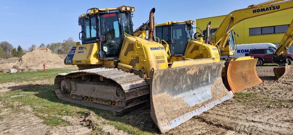 Komatsu D61PX - 24 Buldozer sobre oruga