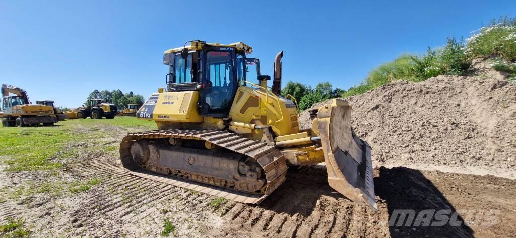 Komatsu D61PX - 24 Buldozer sobre oruga