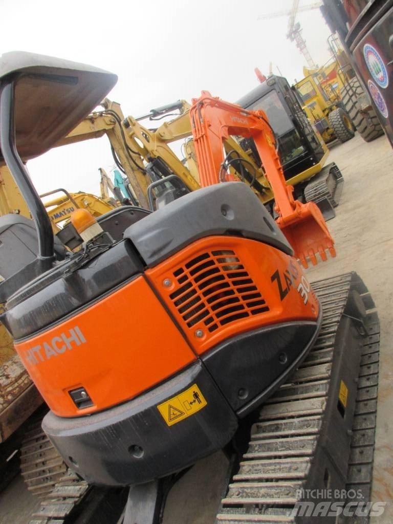 Hitachi ZX 30 U Mini excavadoras < 7t