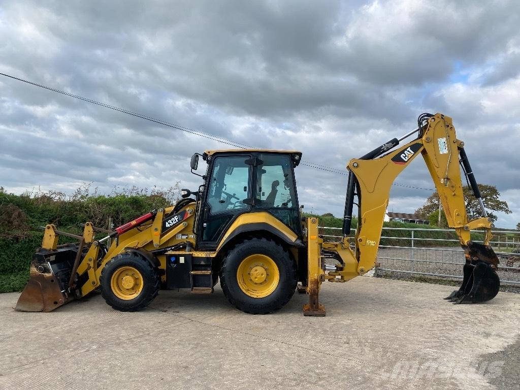 CAT 432 F Retrocargadoras