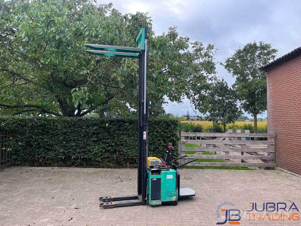 Mitsubishi SB12V Transpaletas Eléctricas con plataforma