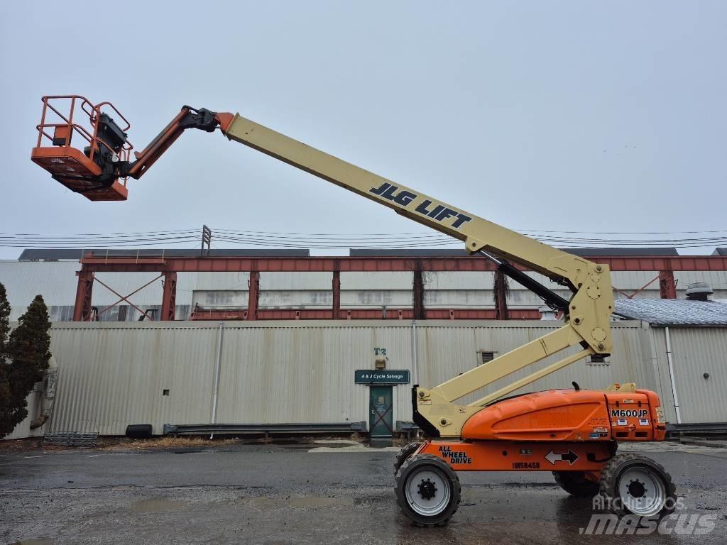 JLG M 600 JP Plataforma de trabajo articulada