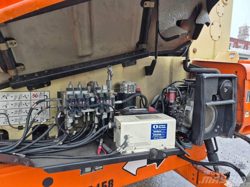 JLG M 600 JP Plataforma de trabajo articulada