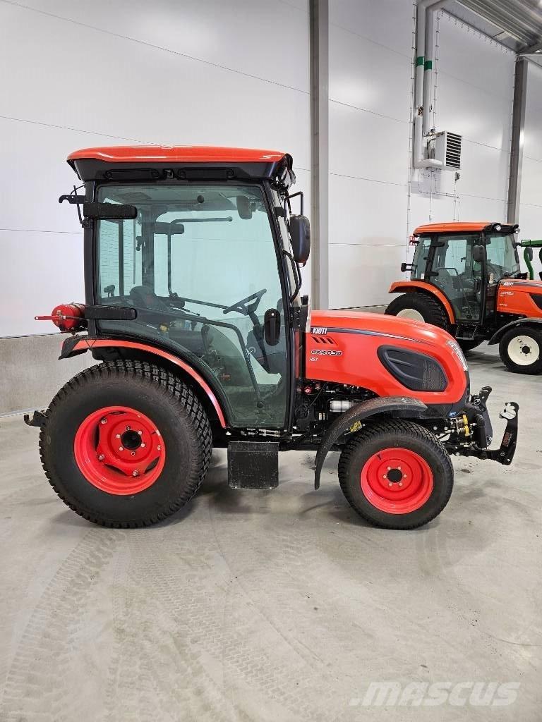 Kioti CK 4030 HST Tractores