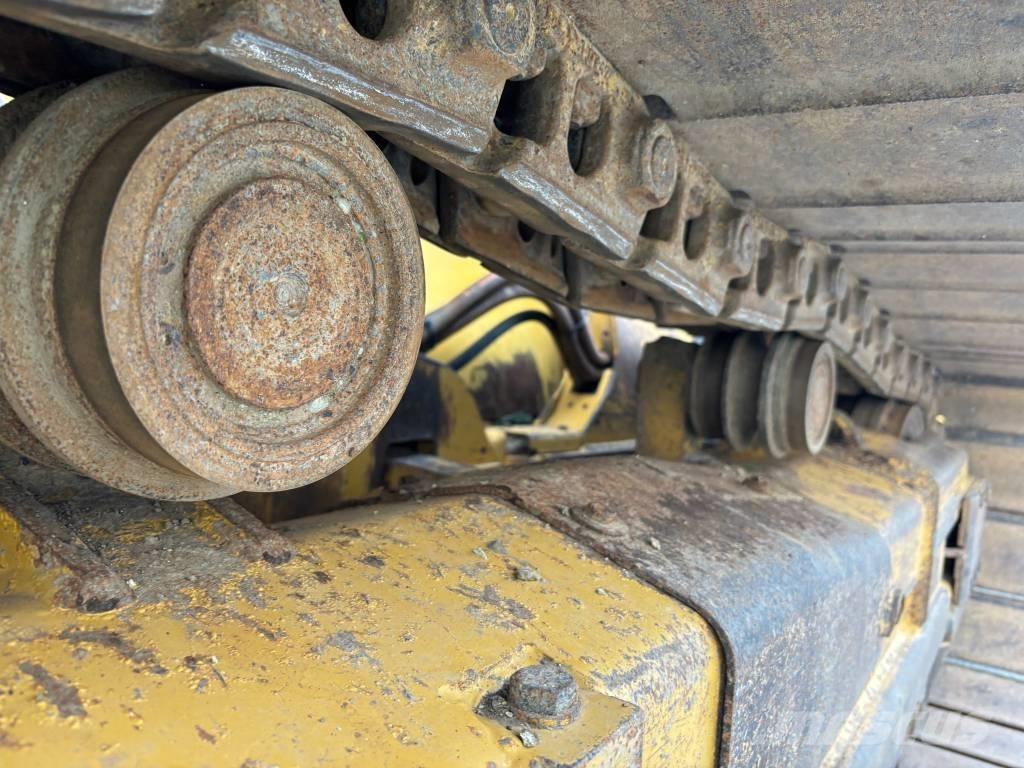CAT D 6 K 2 LGP Buldozer sobre oruga