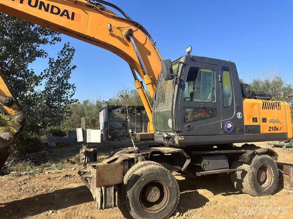 Hyundai R210WD Excavadoras de ruedas