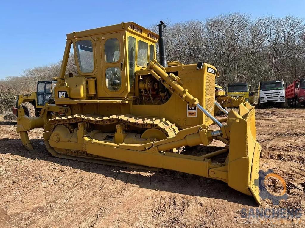 CAT D 8 K Buldozer sobre oruga