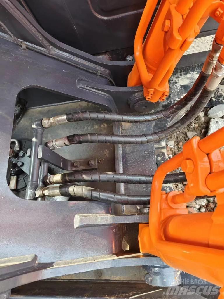Hitachi ZX 200 Excavadoras de cadenas