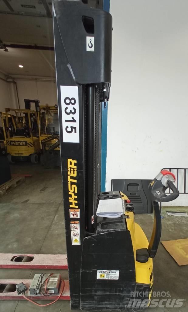 Hyster S 1.2 Apiladores manuales