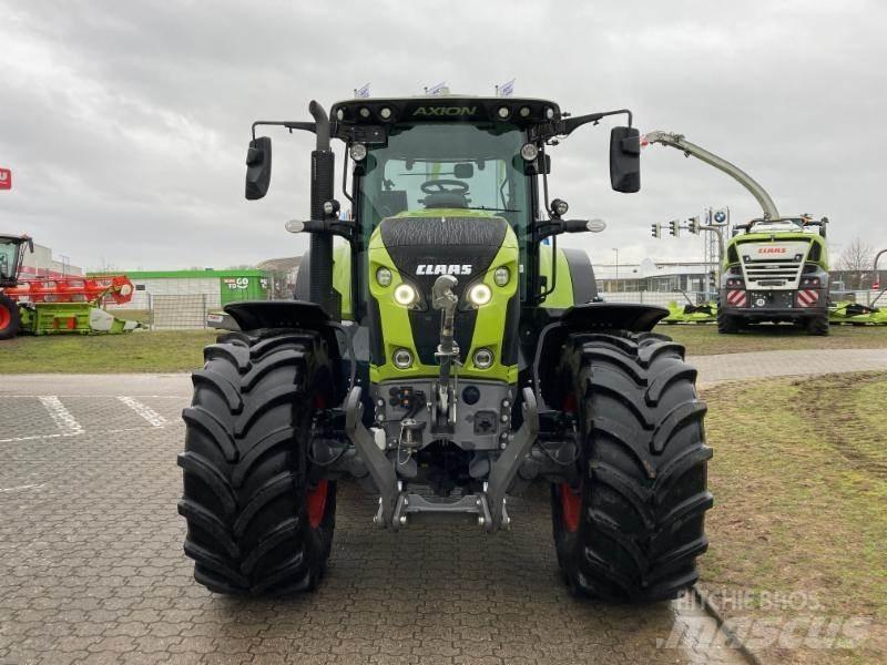 CLAAS AXION 870 Tractores