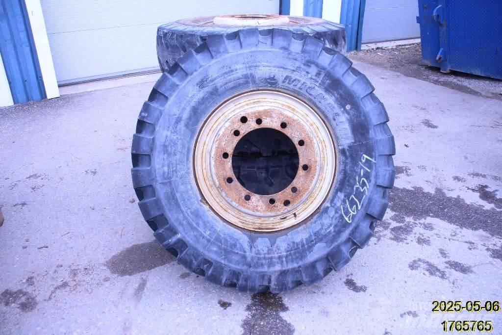 Michelin XMINED2 Neumáticos, ruedas y llantas