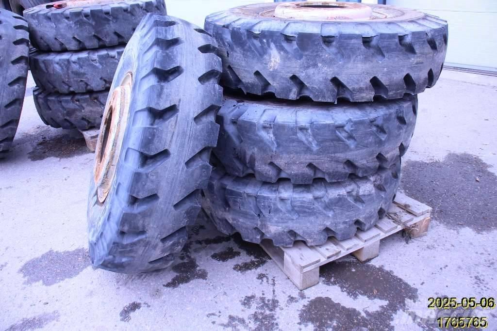 Michelin XMINED2 Neumáticos, ruedas y llantas
