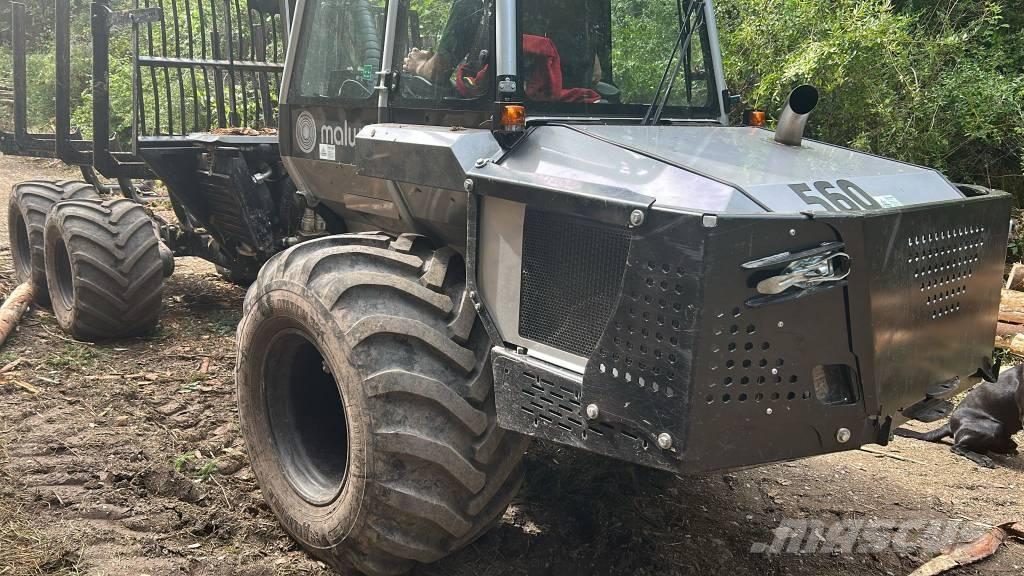 Malwa 560 F Autocargadoras